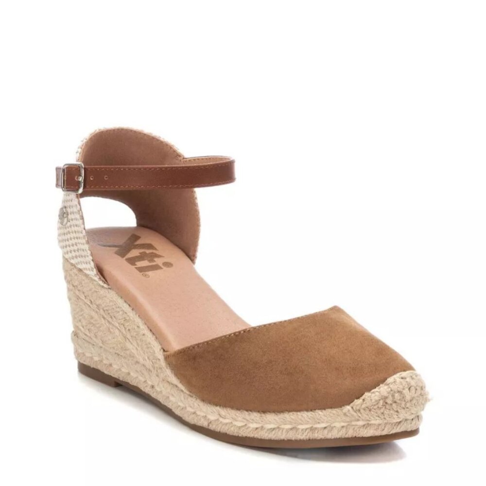 NWT XTI Women's Espadrilles Sandals in Taupe Size 8